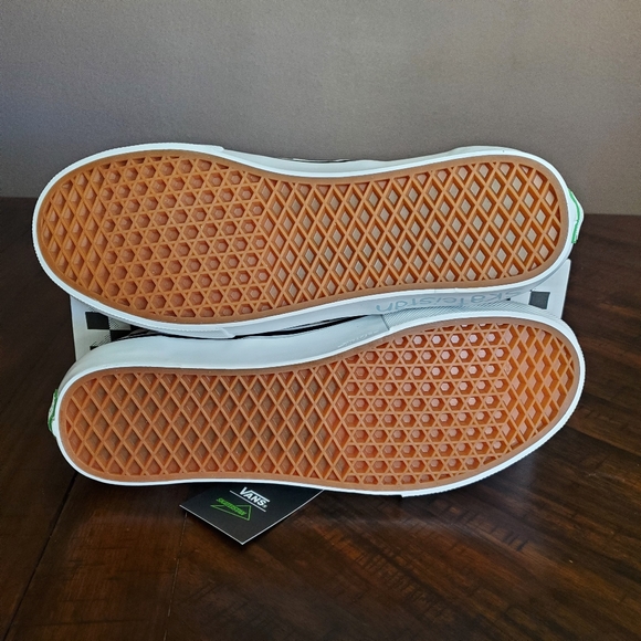 Vans Skate Slip-On Skateistan Checkerboard Men Size 12 - Picture 7 of 12